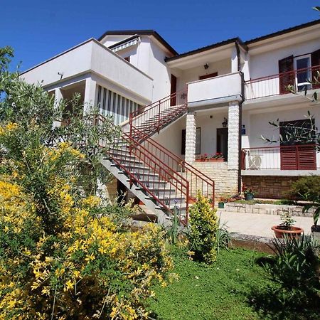 Apartment In Porec/Istrien 37093 Bagian luar foto