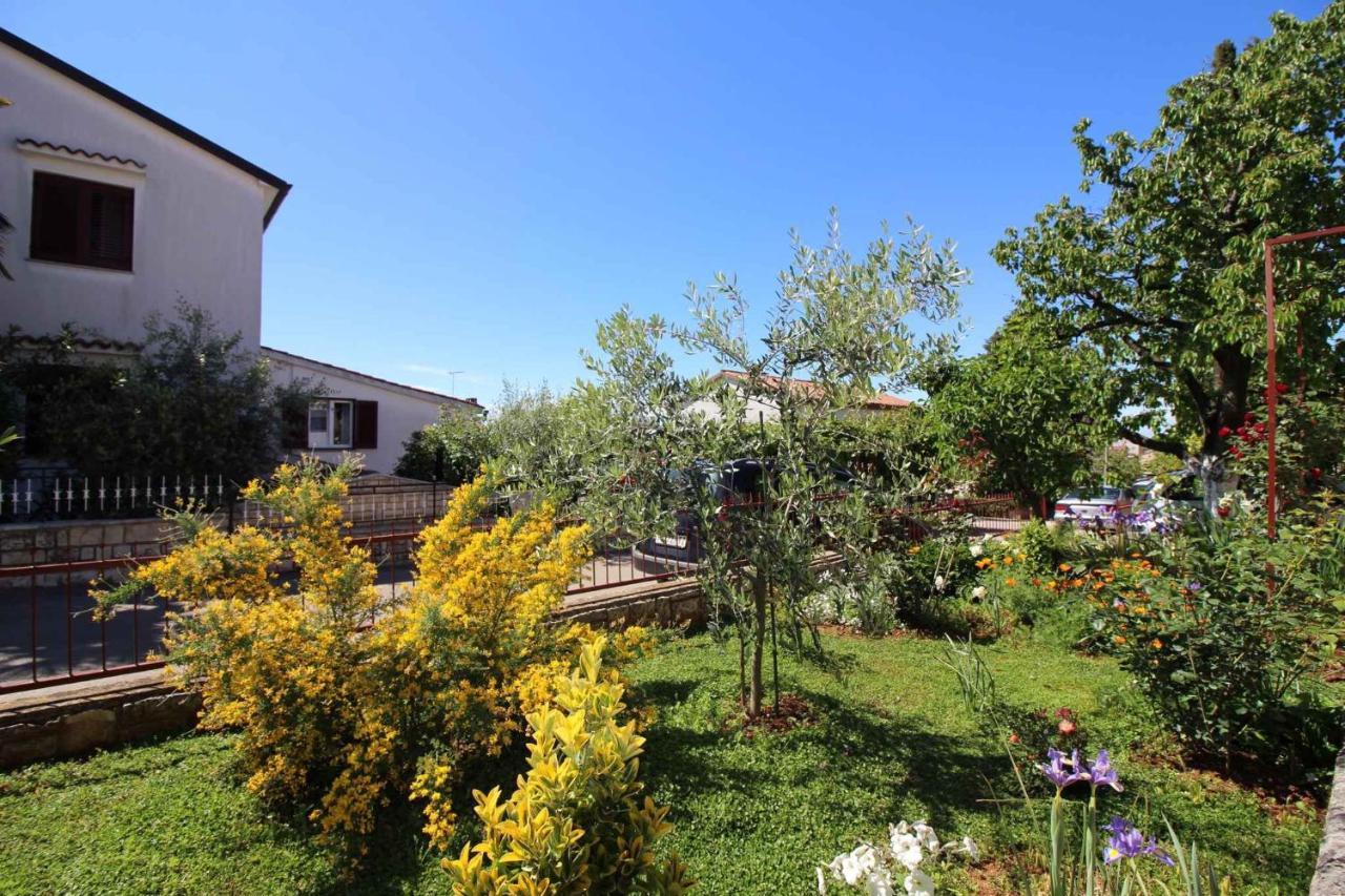 Apartment In Porec/Istrien 37093 Bagian luar foto